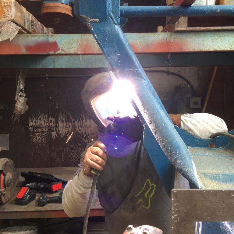 Arc-Rite Industries Ltd – Tower Crane Welding and Fabricating